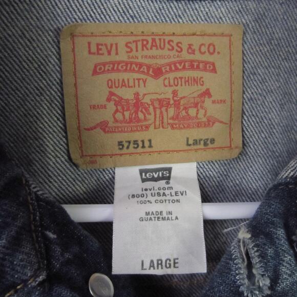 Levi's Denim Jacket Mens Large Blue Trucker 57511 100% Cotton Button Classic - Picture 2 of 6